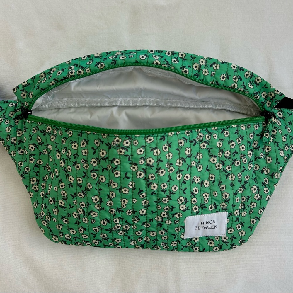Things Between Green Floral Quilted Mini Waist Bag - Picture 4 of 6